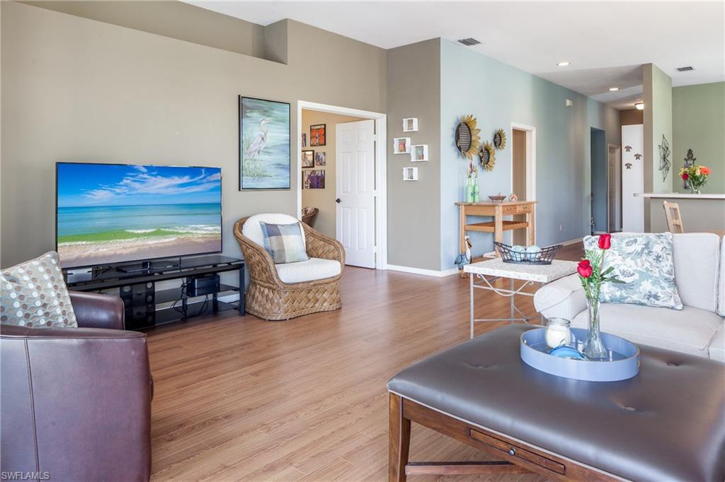 POINTE AT PELICAN LANDING - Residential