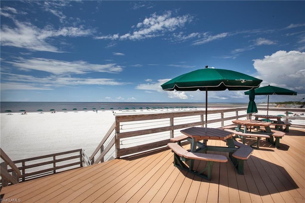 POINTE AT PELICAN LANDING - Residential
