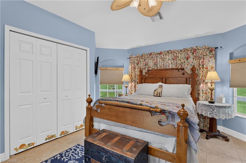 GATOR CIRCLE - Residential