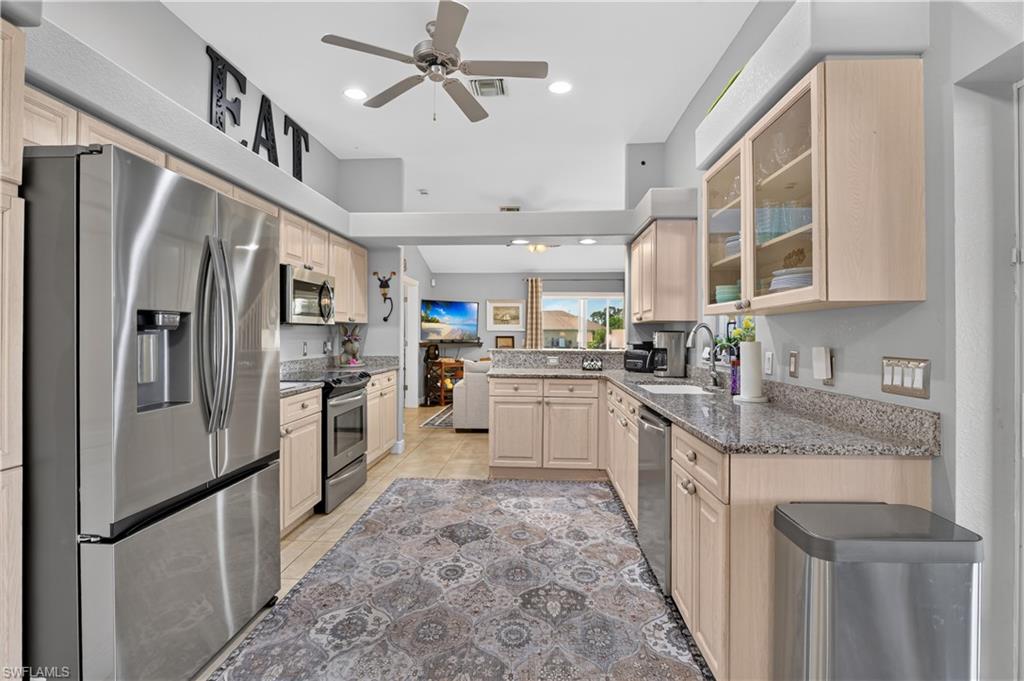 GATOR CIRCLE - Residential