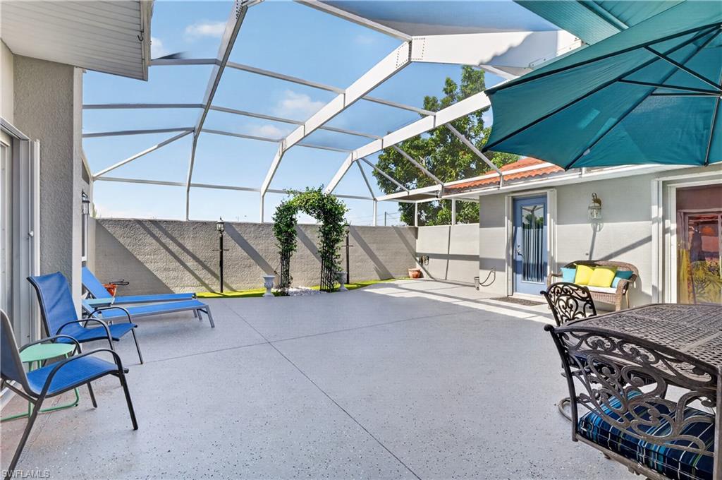 GATOR CIRCLE - Residential