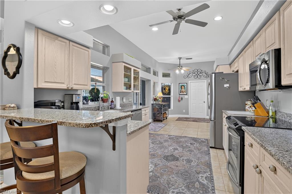 GATOR CIRCLE - Residential