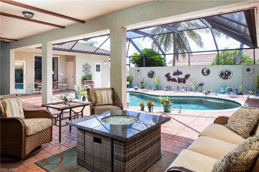 SPANISH WELLS - Residential