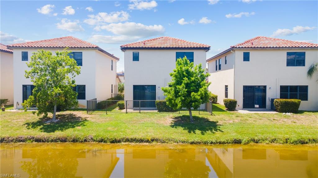 COQUINA AT MAPLE RIDGE - Residential