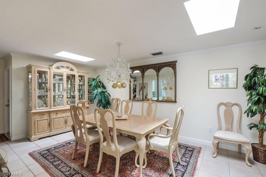 MOORINGS - Residential