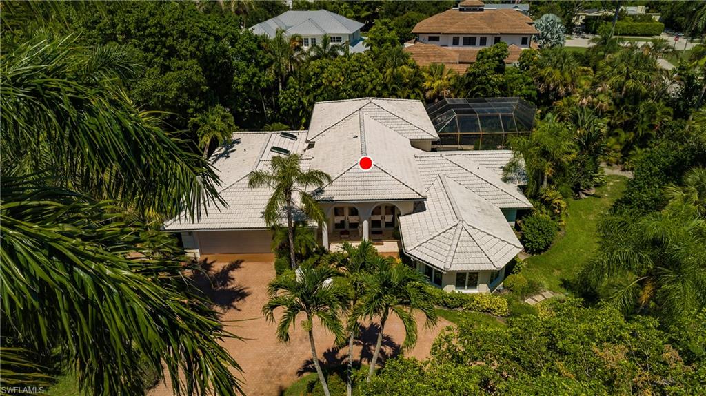 MOORINGS - Residential