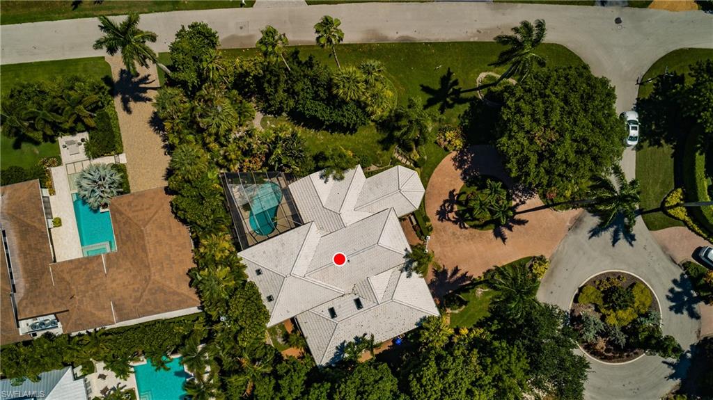MOORINGS - Residential