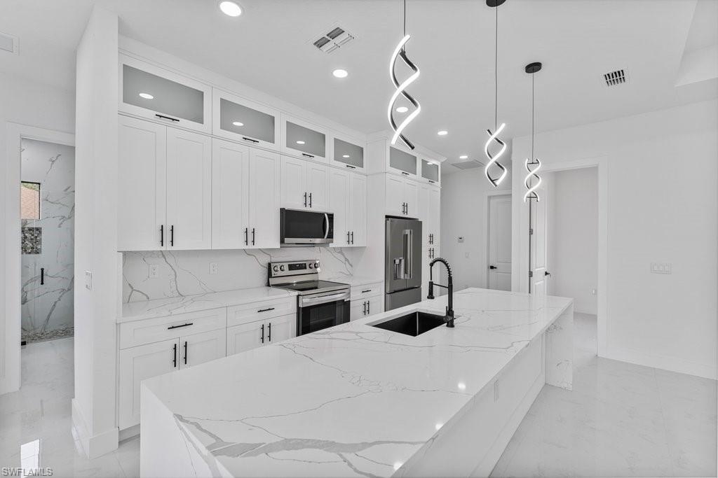 LEHIGH ACRES - Residential