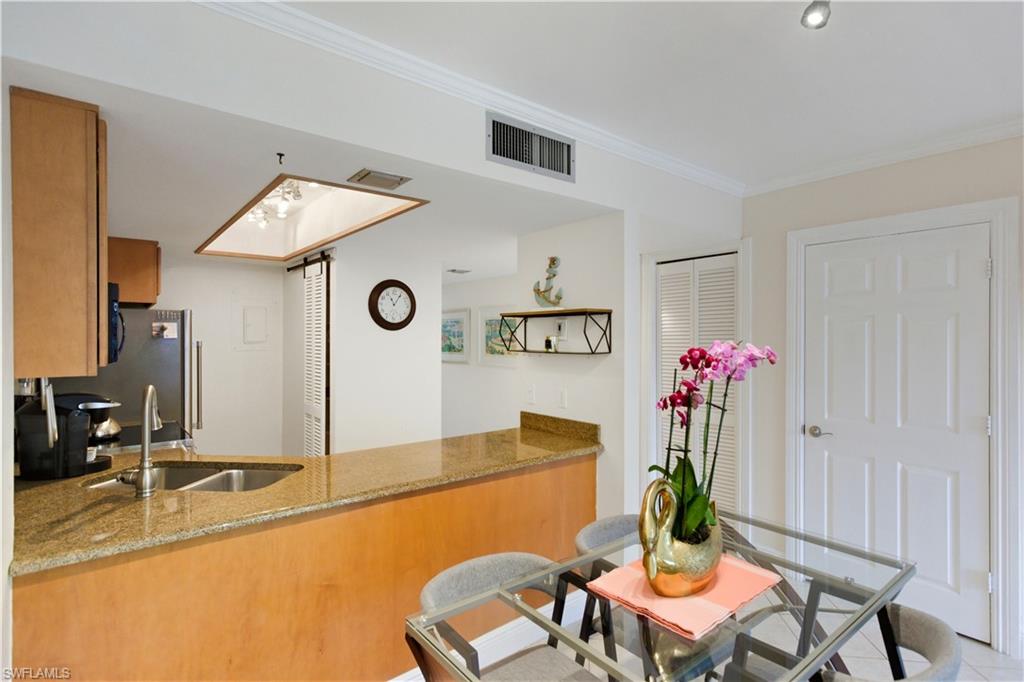 PARK SHORE RESORT - Residential