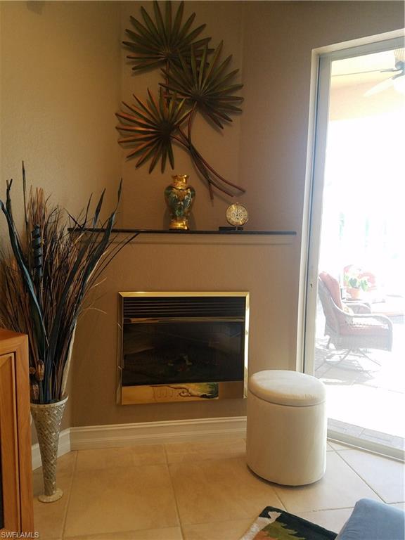 CORAL LAKES - Residential