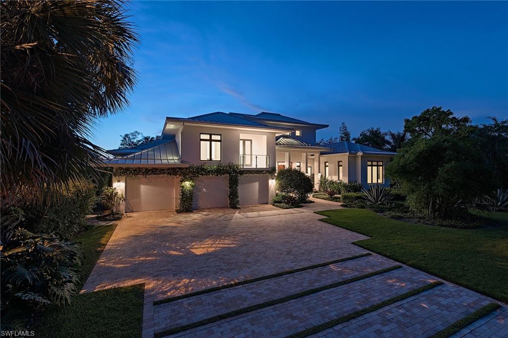 ROYAL HARBOR - Residential