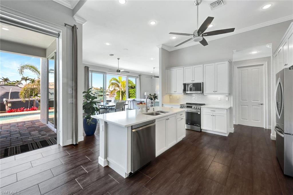 MARCO ISLAND - Residential