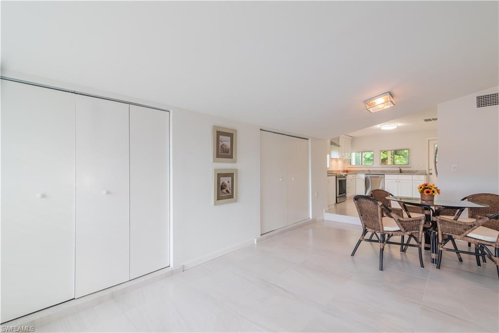 LAKE PARK - Residential