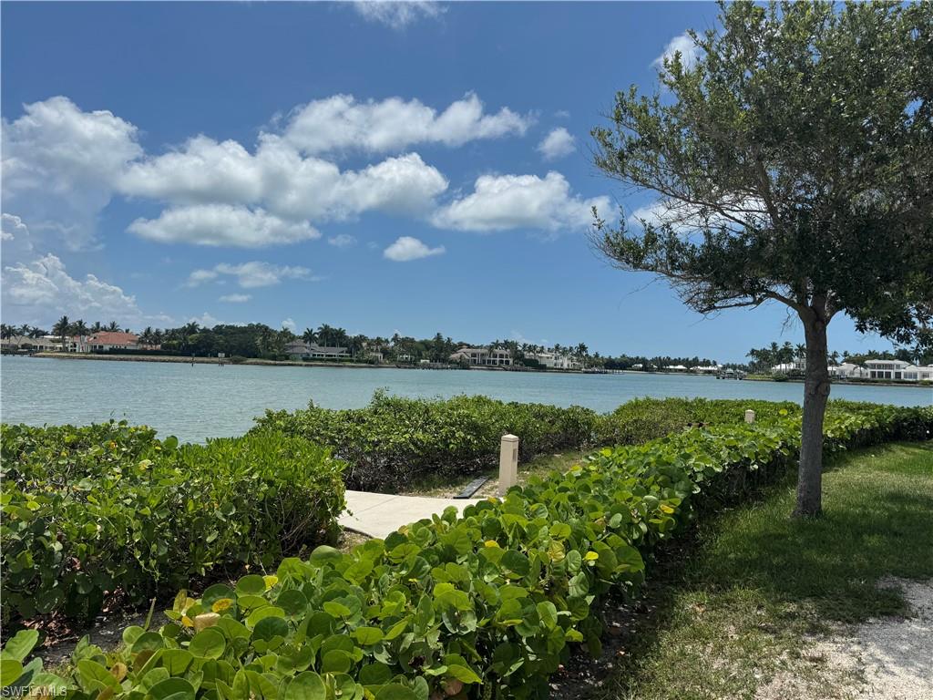BAYVIEW - Residential Income