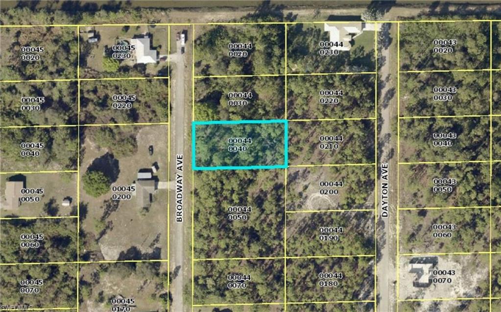 LEHIGH ACRES - Land