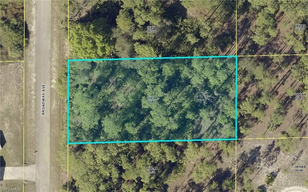 LEHIGH ACRES - Land
