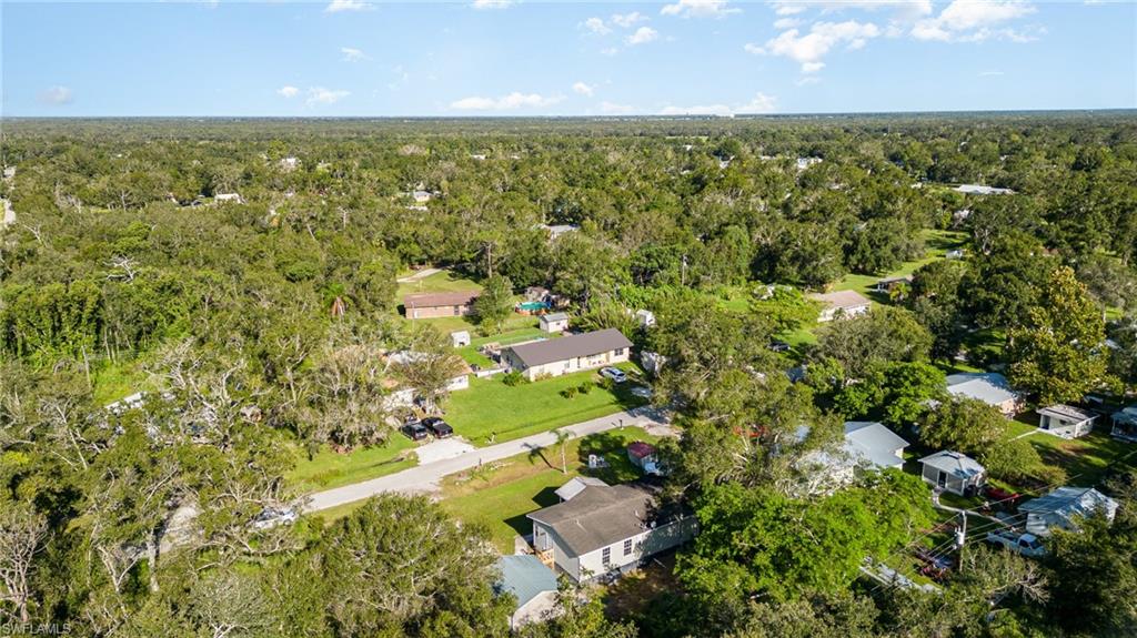 LAKE SUZY - Residential