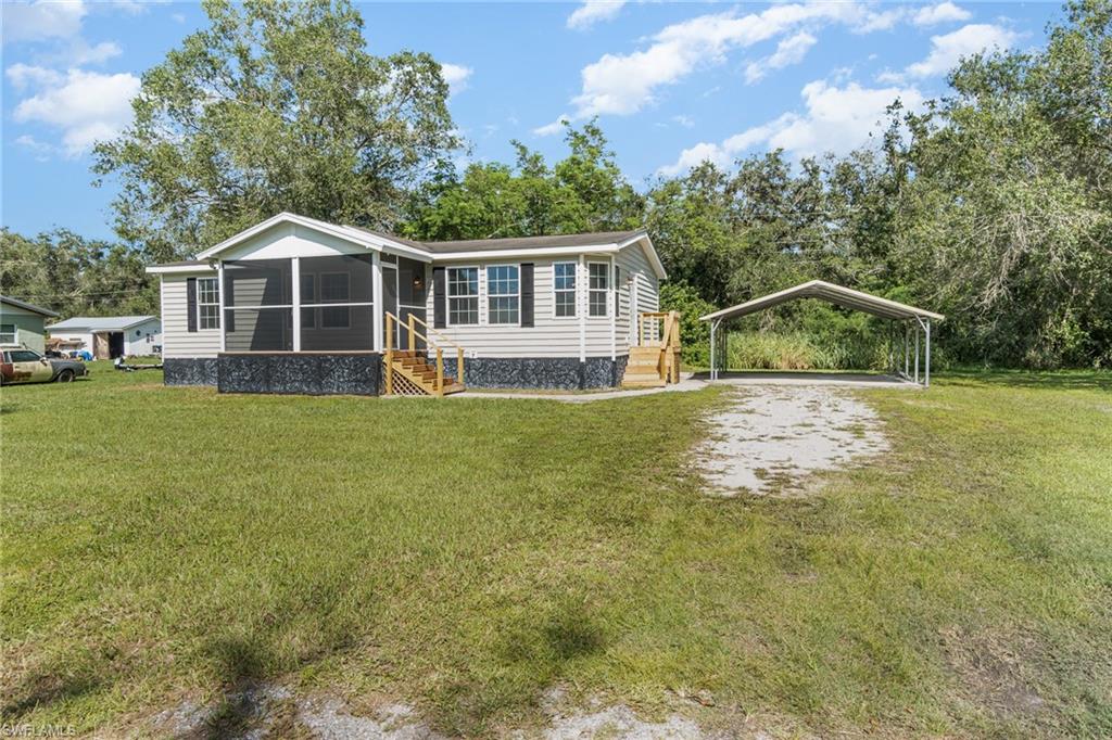 LAKE SUZY - Residential