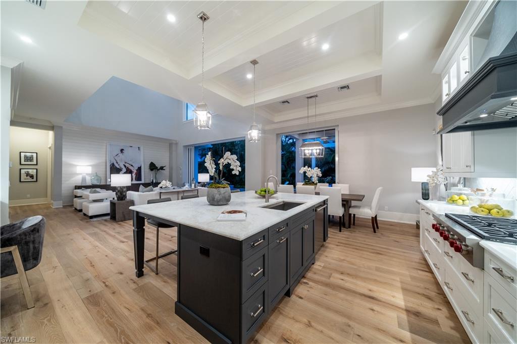 OLDE NAPLES - Residential