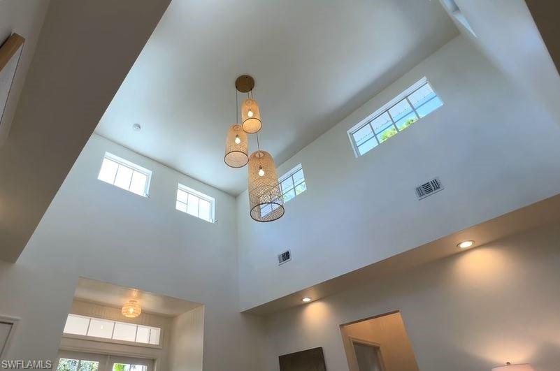 SAN CARLOS ESTATES - Residential