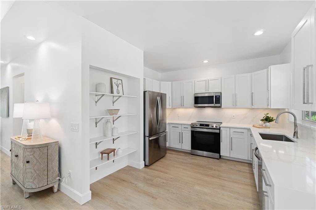 SAN CARLOS ESTATES - Residential