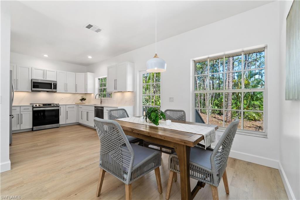 SAN CARLOS ESTATES - Residential