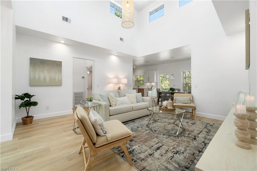 SAN CARLOS ESTATES - Residential
