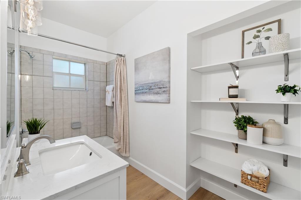 SAN CARLOS ESTATES - Residential