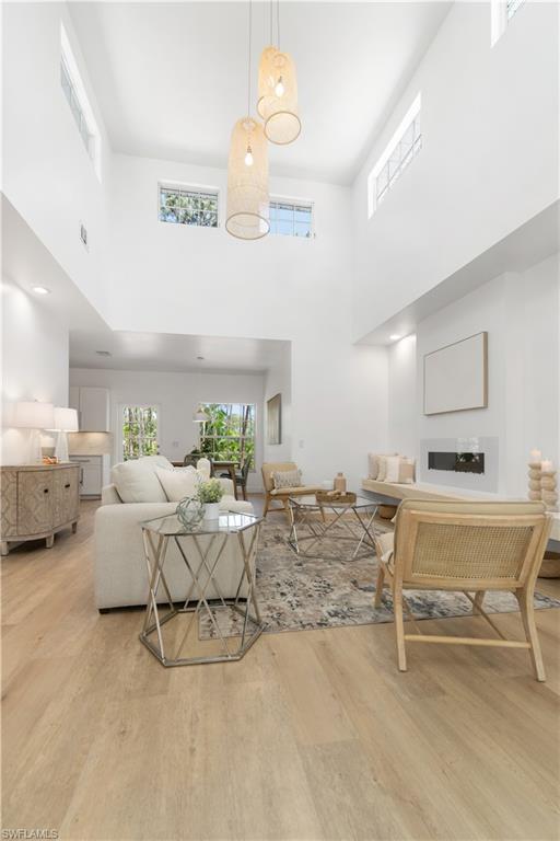 SAN CARLOS ESTATES - Residential