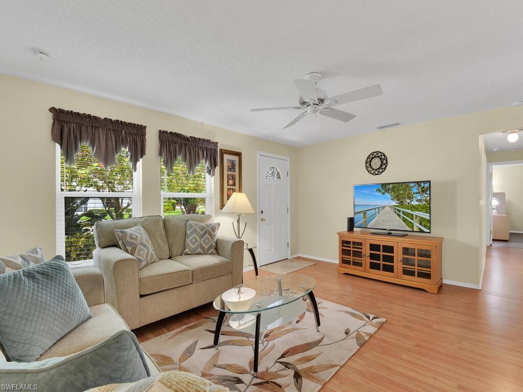 NAPLES PARK - Residential