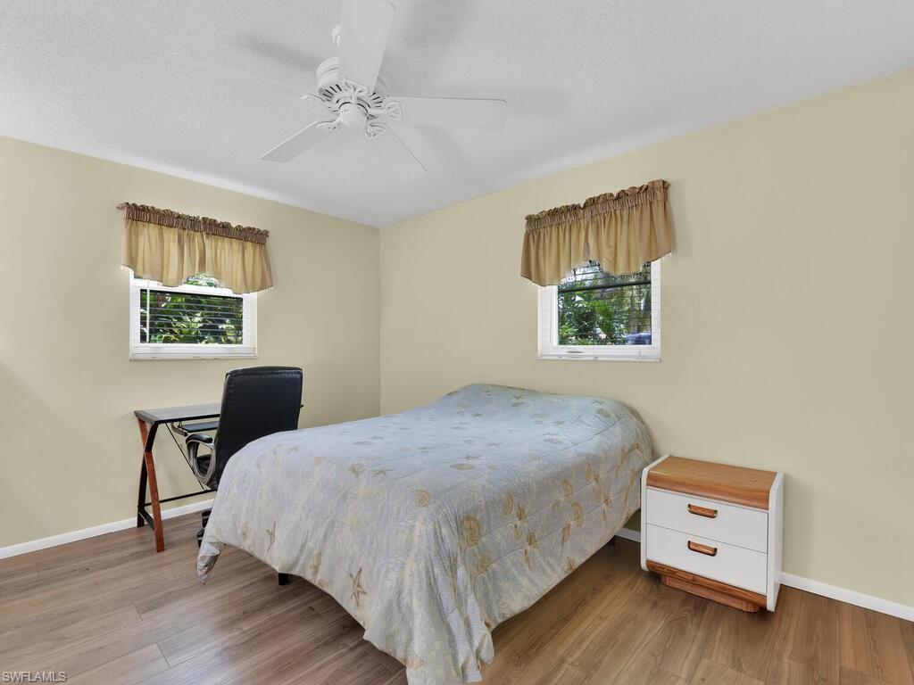 NAPLES PARK - Residential