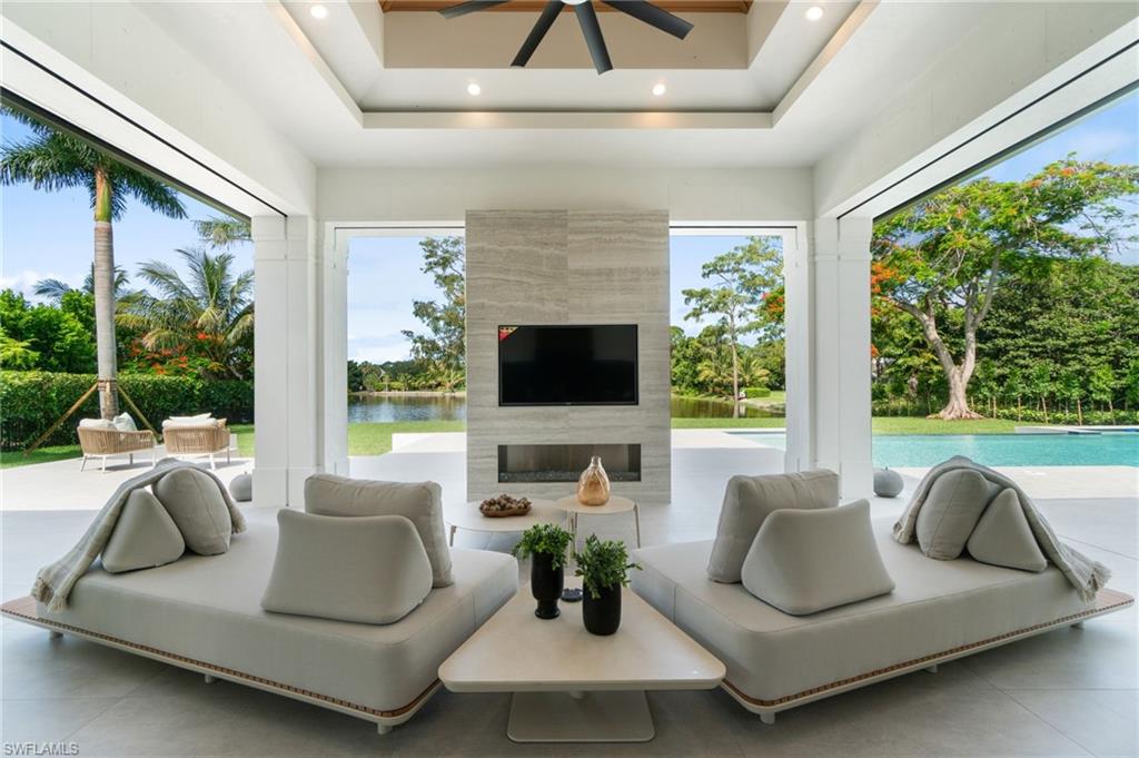 PINE RIDGE - Residential