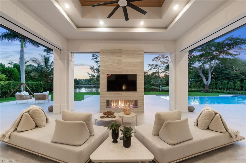 PINE RIDGE - Residential