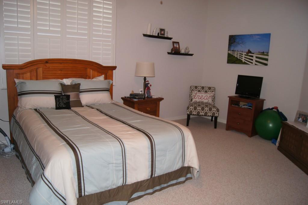 CALUSA PALMS - Residential