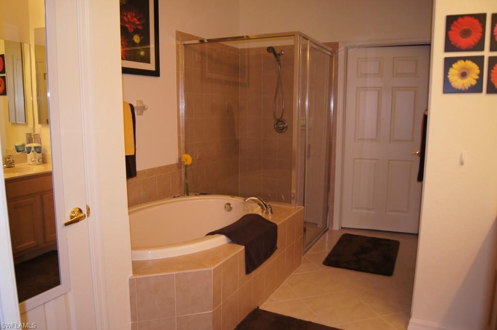 CALUSA PALMS - Residential