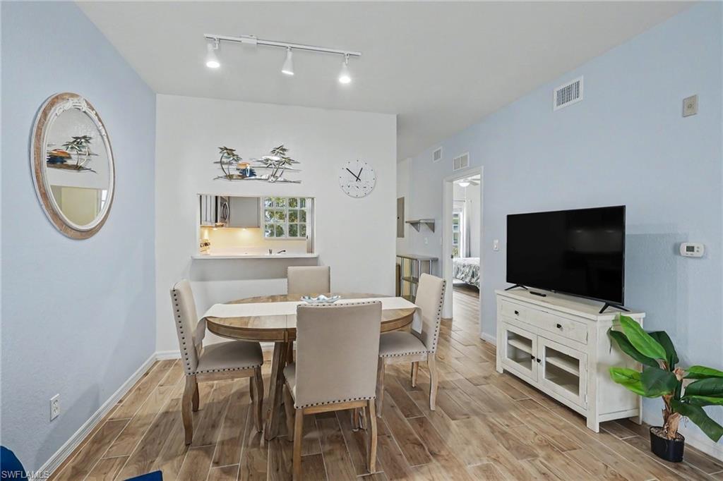 THE COVE AT SIX MILE - Residential