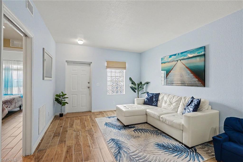 THE COVE AT SIX MILE - Residential