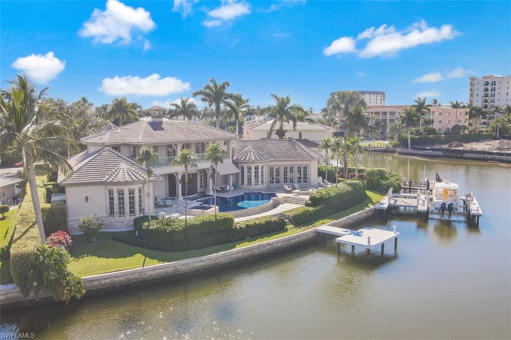 MOORINGS - Residential