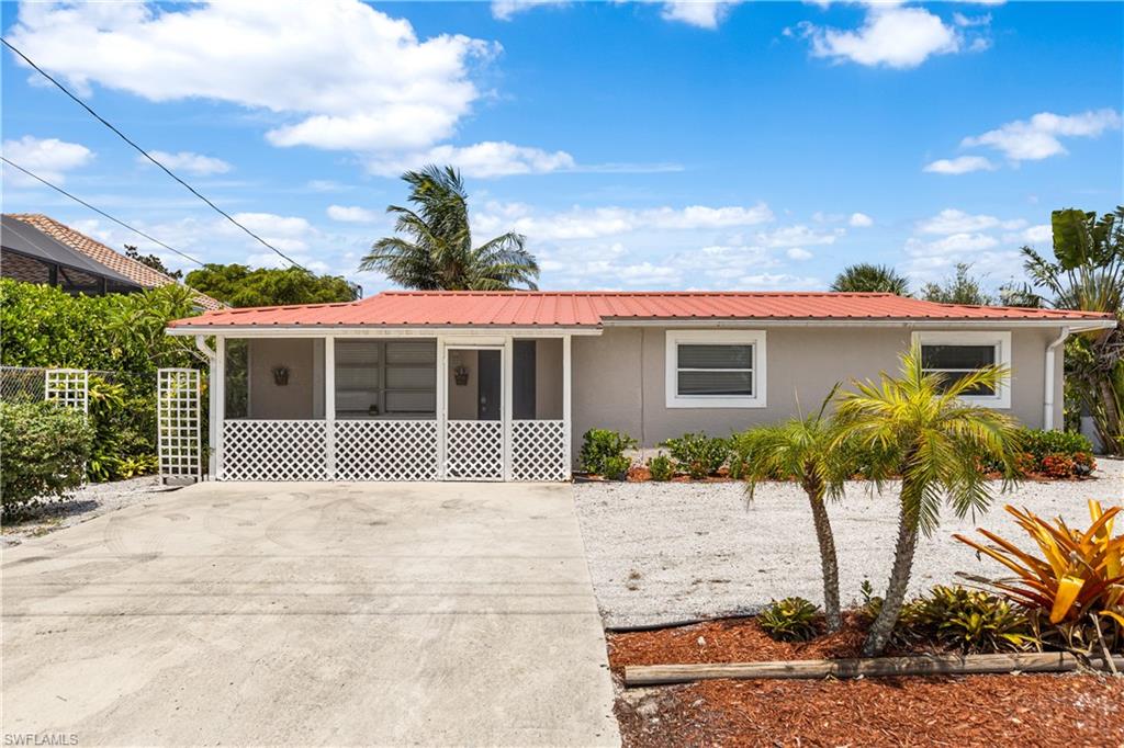 Completely updated single-family home that's move-in ready! This beautiful property features a brand-new kitchen with modern cabinetry and marble countertops, updated bathrooms, METAL roof,and tile flooring throughout the entire home. Enjoy a spacious backyard with plenty of room for entertaining, gardening, or relaxing. There's also ample space to park a boat or RV. almost 8,000 SQ ft lot Best of all, there is no HOA and no restrictions, giving you the freedom to enjoy your property your way. Don't miss this incredible opportunity