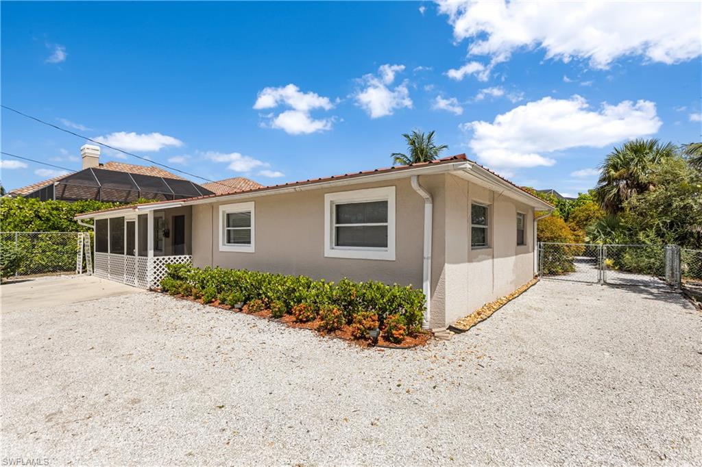 EAGLE ACRES - Residential