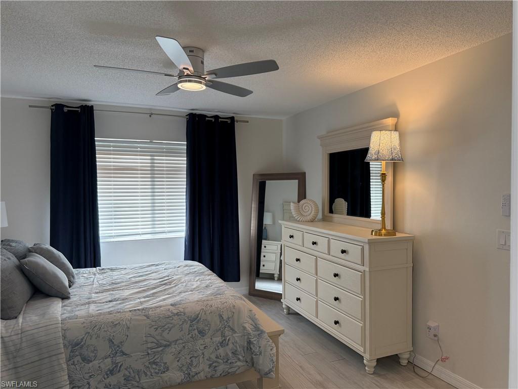 VILLAGES AT EMERALD LAKES - Residential Lease
