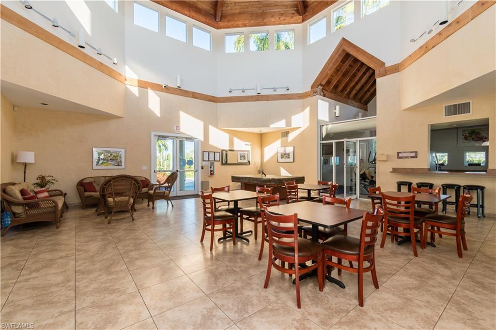 VILLAGES AT EMERALD LAKES - Residential Lease