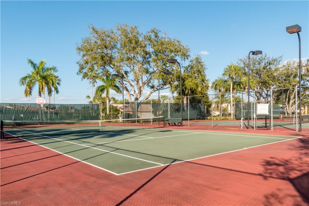 VILLAGES AT EMERALD LAKES - Residential Lease