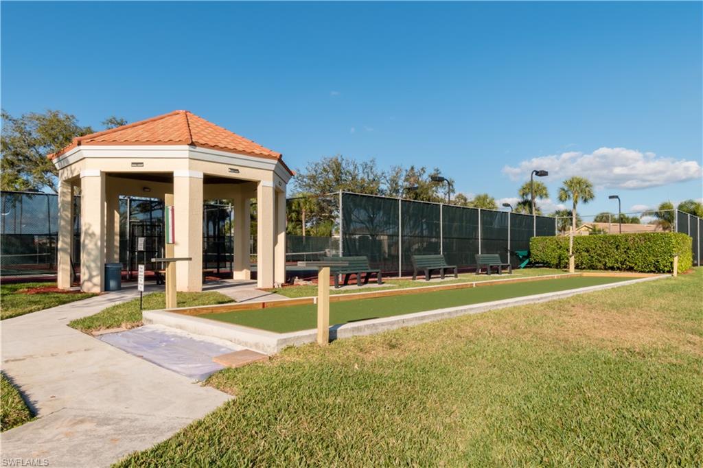VILLAGES AT EMERALD LAKES - Residential Lease