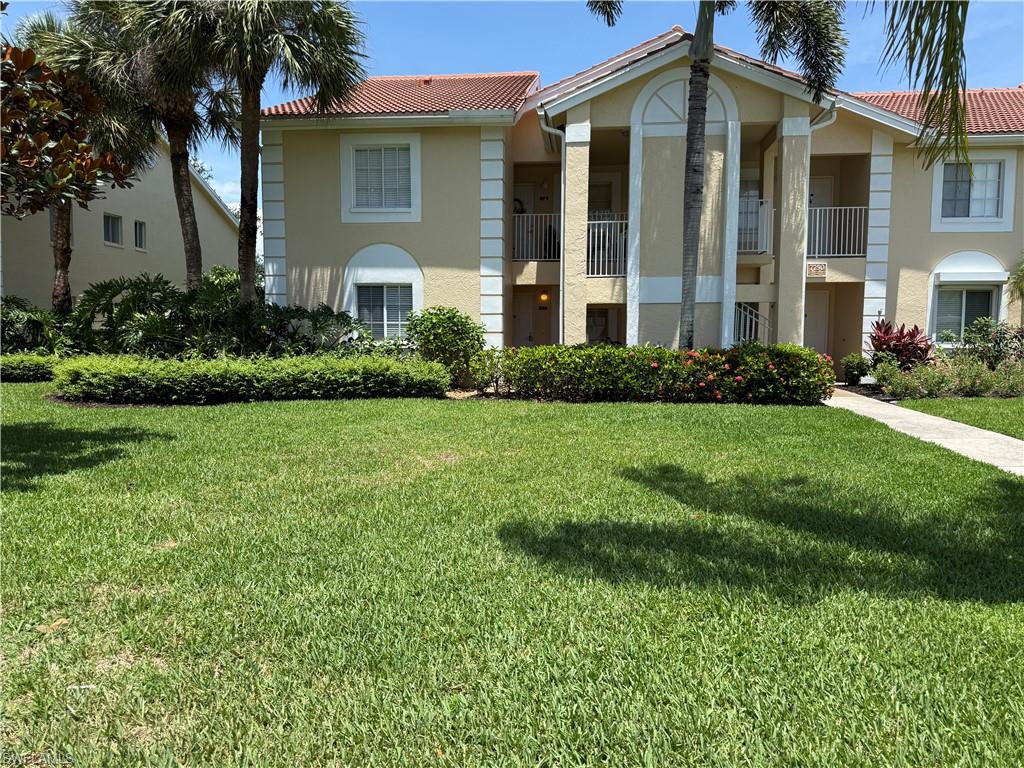 VILLAGES AT EMERALD LAKES - Residential Lease