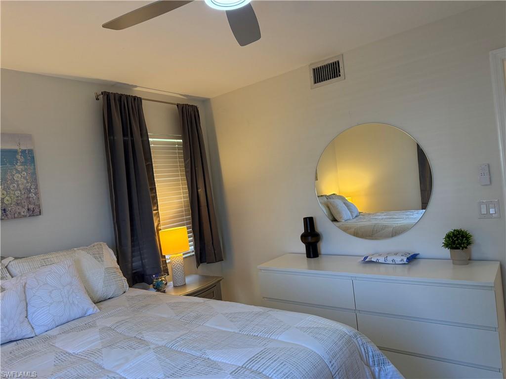 VILLAGES AT EMERALD LAKES - Residential Lease
