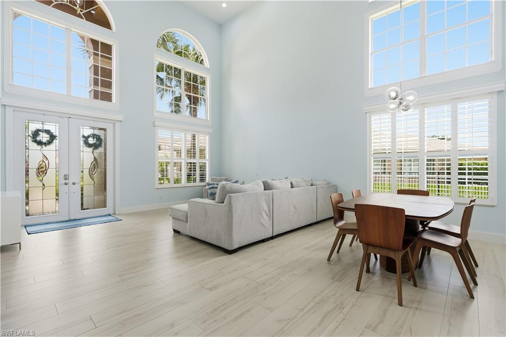 SATURNIA LAKES - Residential