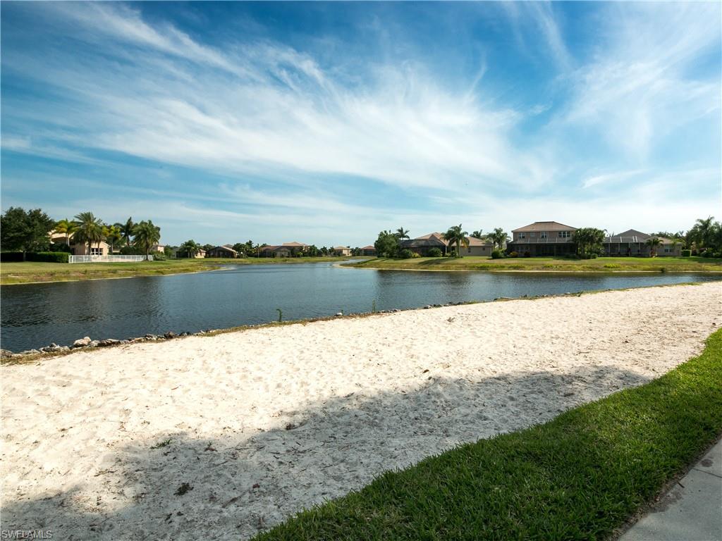 SATURNIA LAKES - Residential