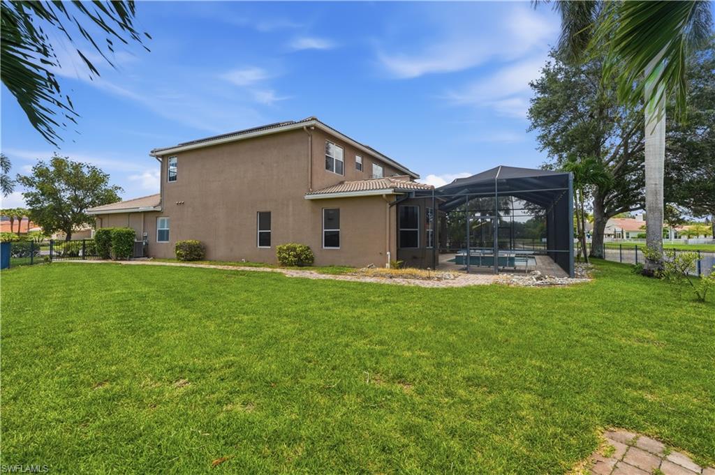 SATURNIA LAKES - Residential