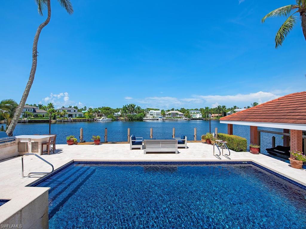 AQUALANE SHORES - Residential